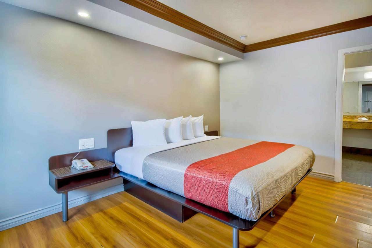 Motel 6 Gardena Extérieur photo