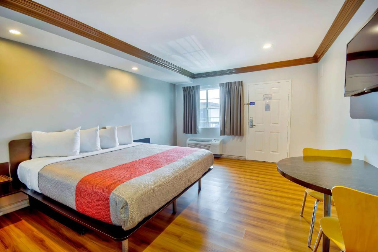 Motel 6 Gardena Extérieur photo